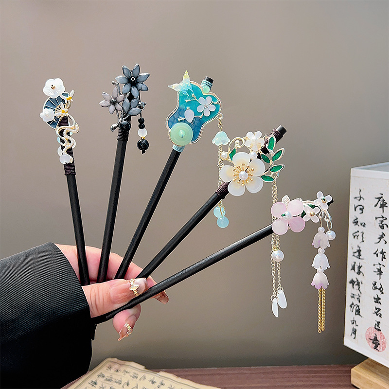Jewelry Making With Beads - Klassieke kwastje haarstokje zwarte houten bloem